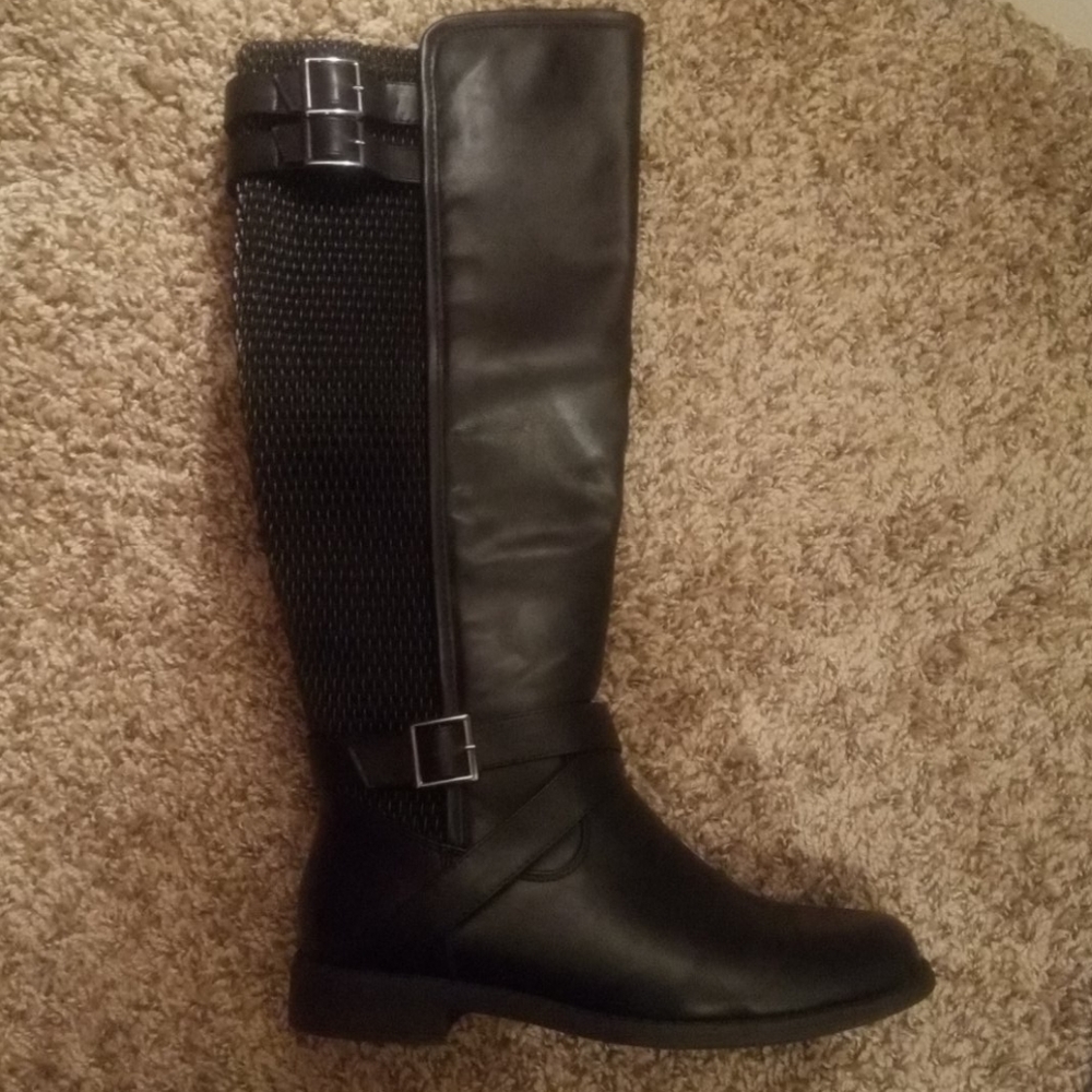 Black boots